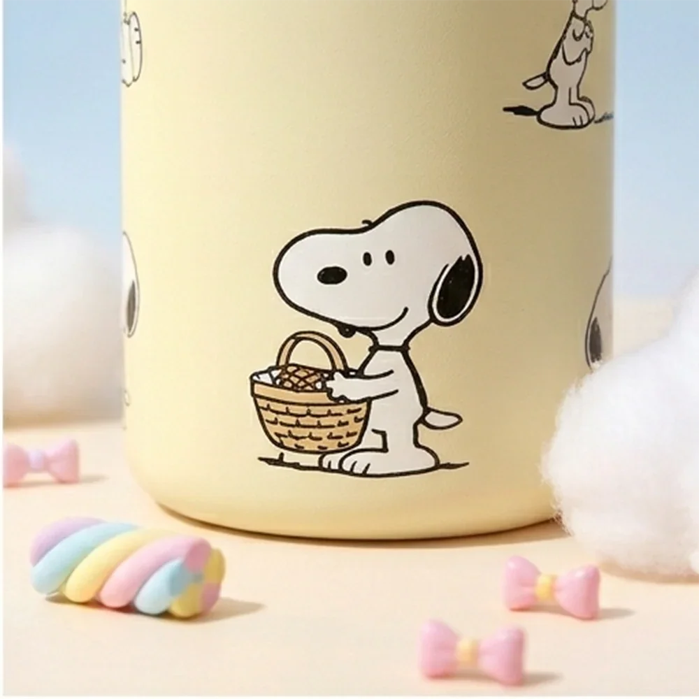 Owala x Snoopy Limited Edition Insulated Bottle 32 oz Yellow