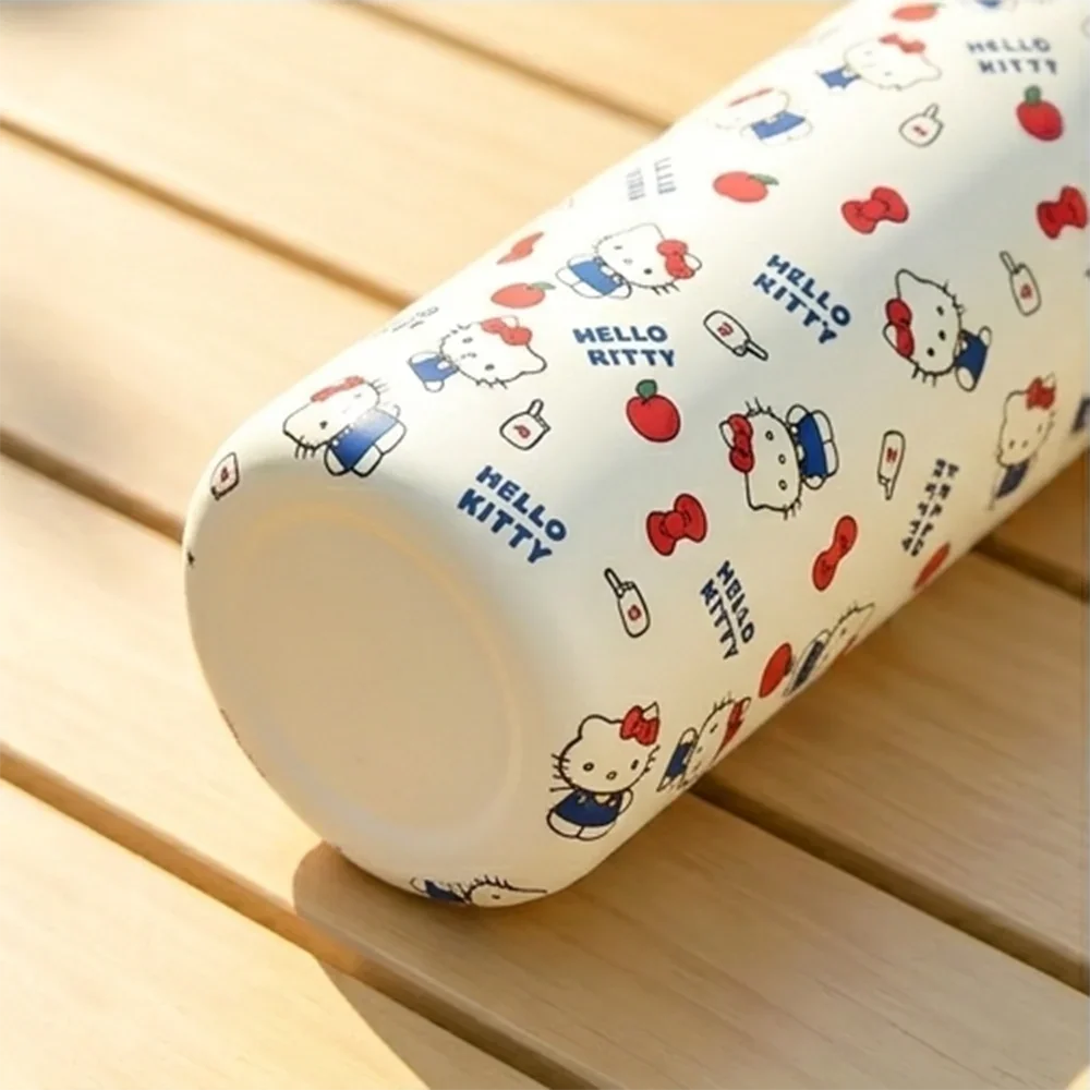 Owala x Hello Kitty Exclusive Limited Edition 32oz Water Bottle-Cute Apple