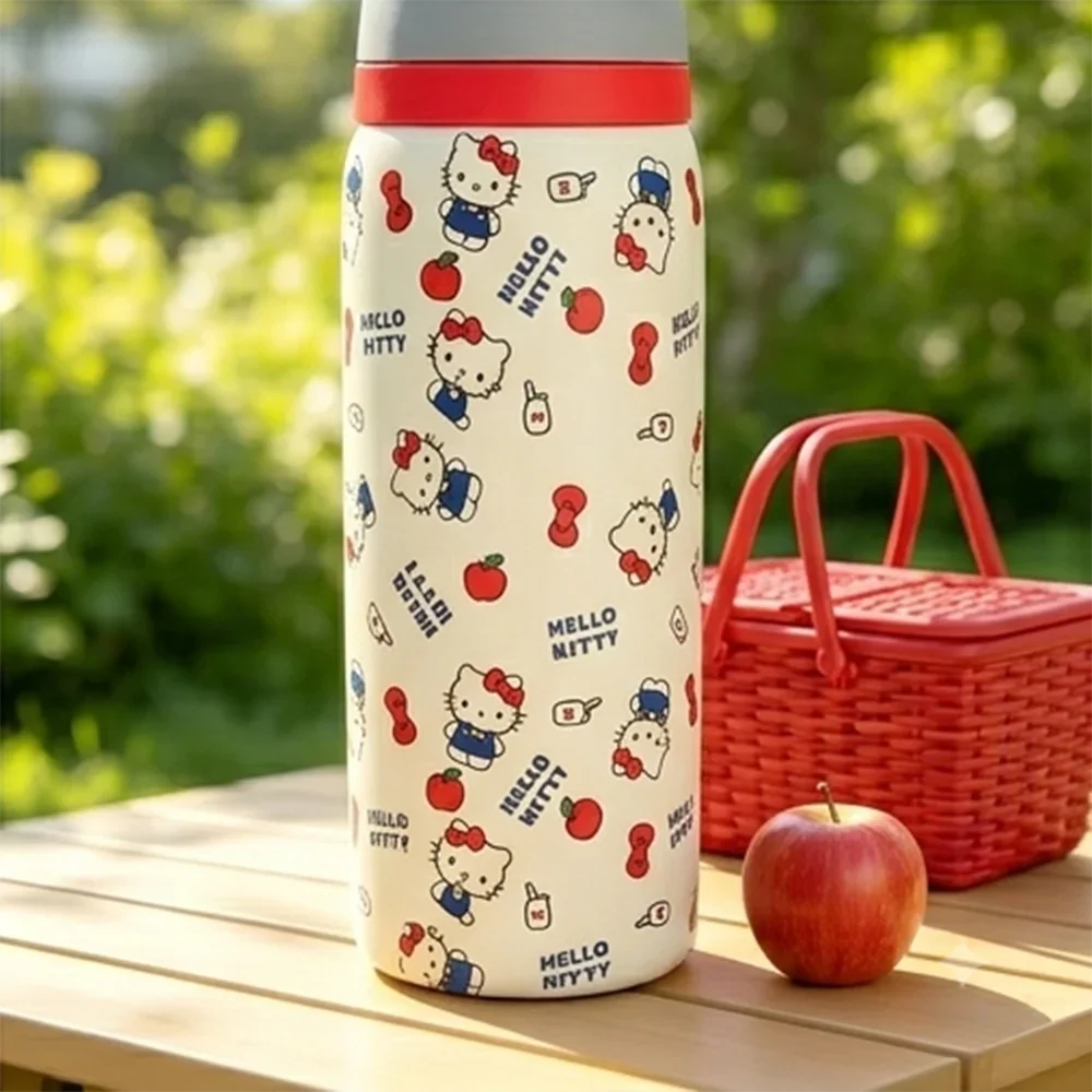 Owala x Hello Kitty Exclusive Limited Edition 32oz Water Bottle-Cute Apple
