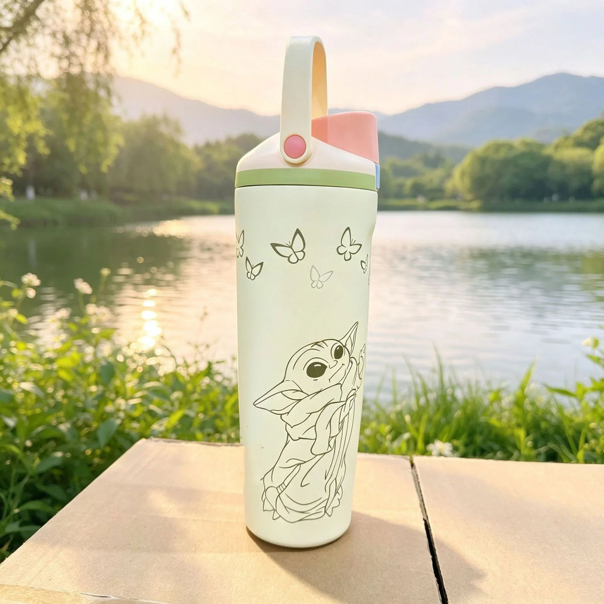 Owala Star Wars Baby Yoda 30oz FreeSip Tumbler | Owala